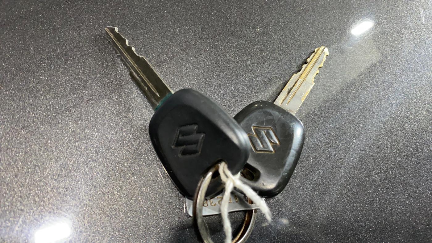 2018 Maruti Alto K10 VXI, Petrol, Manual, 28,013 km, Key Close Up