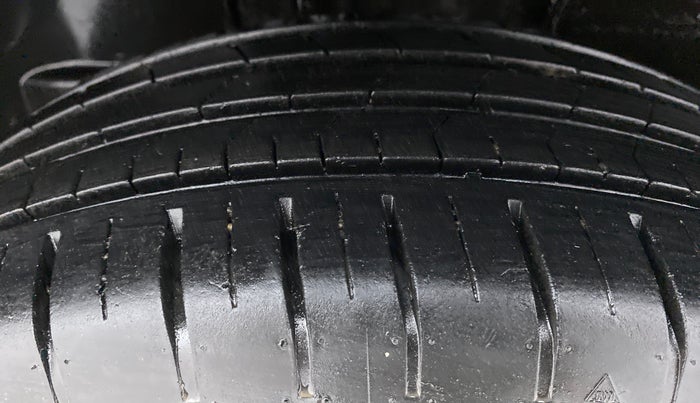 2021 Tata PUNCH CREATIVE  MT, Petrol, Manual, 19,238 km, Right Rear Tyre Tread
