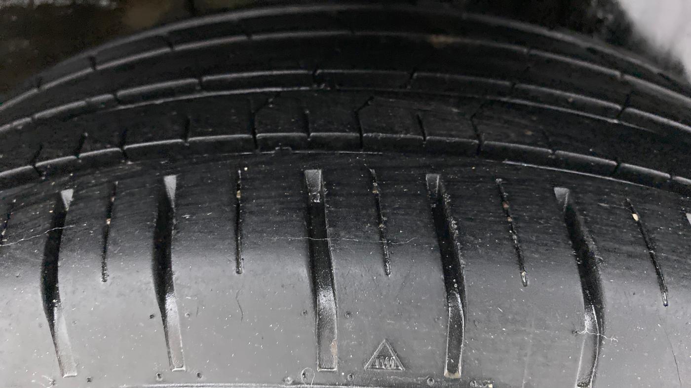 2021 Tata PUNCH CREATIVE  MT, Petrol, Manual, 19,238 km, Left Rear Tyre Tread