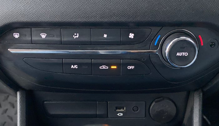 2021 Tata PUNCH CREATIVE  MT, Petrol, Manual, 19,238 km, Automatic Climate Control