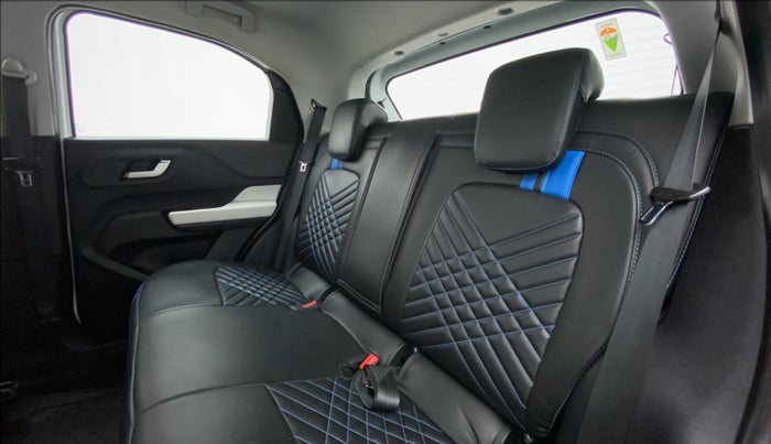 2021 Tata PUNCH CREATIVE  MT, Petrol, Manual, 19,238 km, Right Side Rear Door Cabin
