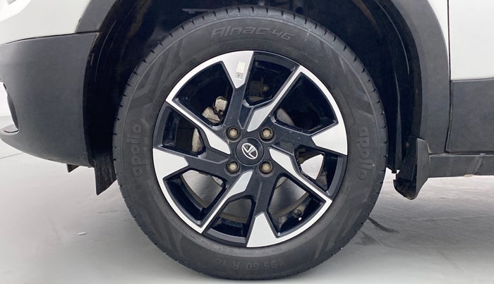 2021 Tata PUNCH CREATIVE  MT, Petrol, Manual, 19,238 km, Left Front Wheel