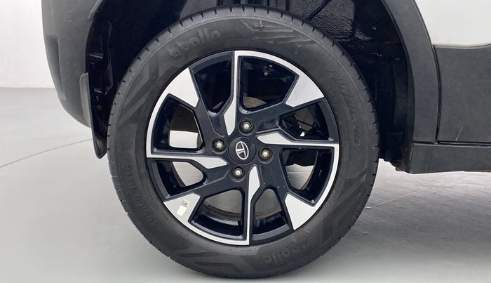 2021 Tata PUNCH CREATIVE  MT, Petrol, Manual, 19,238 km, Right Rear Wheel