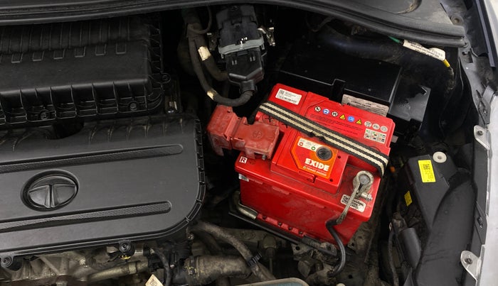 2022 Tata Tiago XT CNG, CNG, Manual, 54,355 km, Engine View - Left