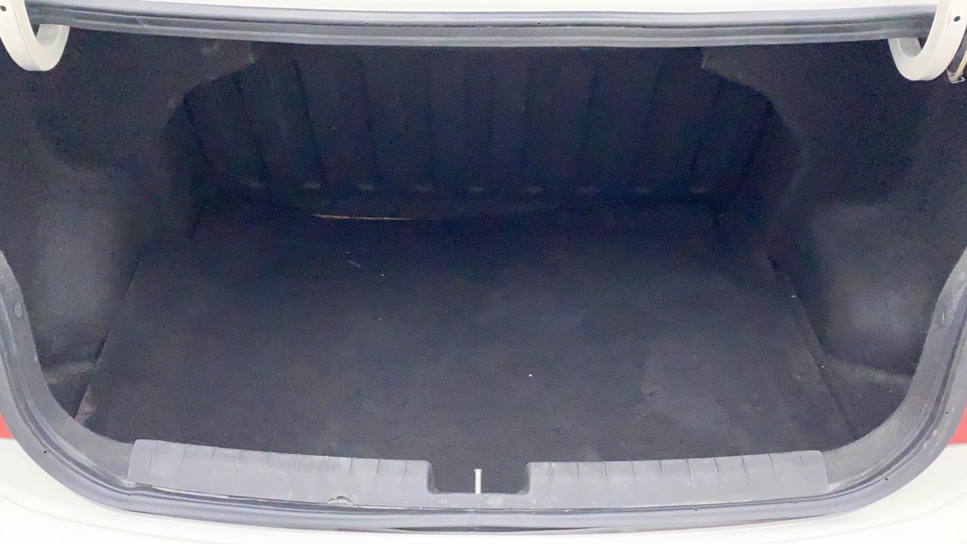 2014 Hyundai Xcent S (O) 1.2, Petrol, Manual, 80,250 km, Boot Inside