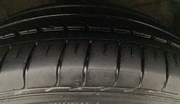 2016 Honda City 1.5L I-VTEC SV, Petrol, Manual, 83,615 km, Right Front Tyre Tread
