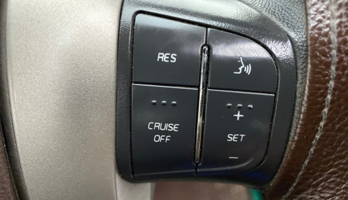 2013 Mahindra XUV500 W6 4X2, Diesel, Manual, 61,648 km, Adaptive Cruise Control