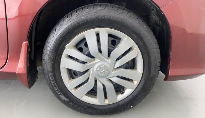2015 Honda City SV MT PETROL, Petrol, Manual, 48,145 km, Right Front Wheel