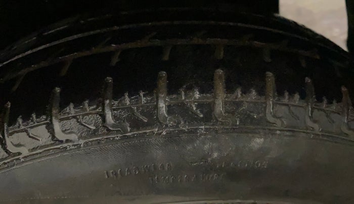 2016 Maruti Swift VXI, Petrol, Manual, 45,991 km, Left Rear Tyre Tread