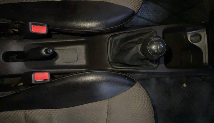 2015 Hyundai Eon MAGNA +, Petrol, Manual, 21,667 km, Gear Lever