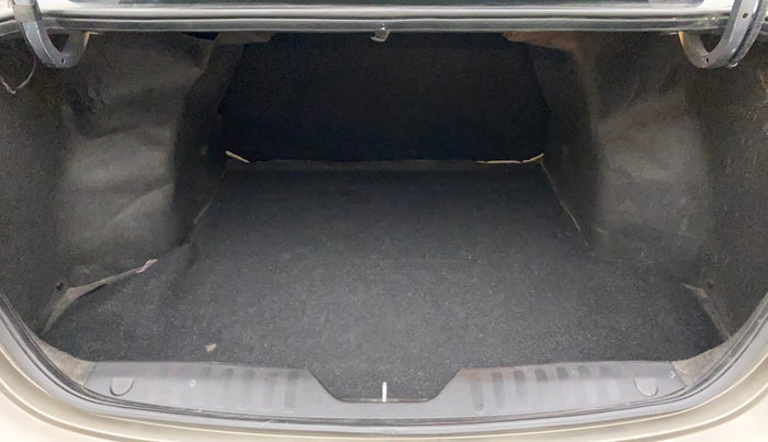 2018 Maruti Ciaz SIGMA 1.5 SHVS MT  PETROL, Petrol, Manual, 52,662 km, Boot Inside