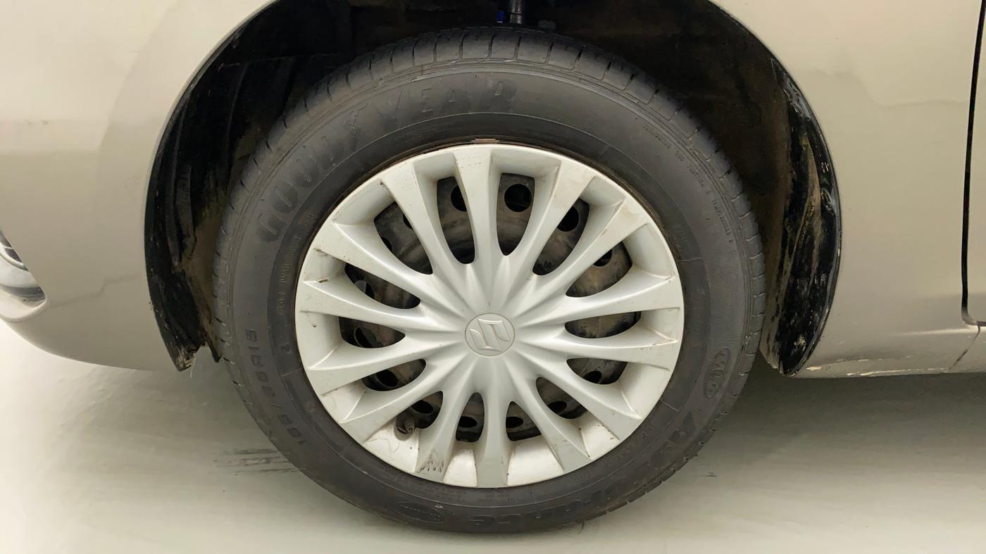 2018 Maruti Ciaz SIGMA 1.5 SHVS MT  PETROL, Petrol, Manual, 52,662 km, Left Front Wheel
