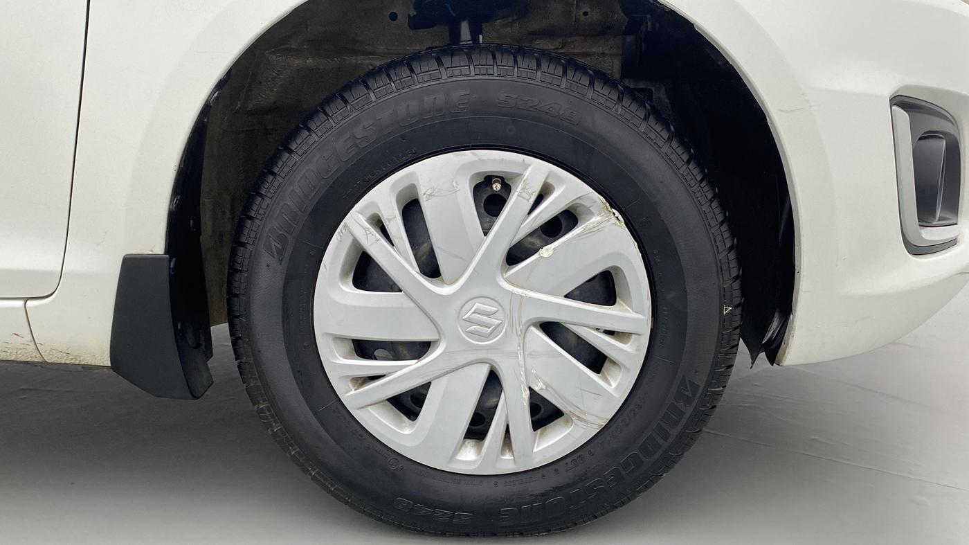 2017 Maruti Swift VXI, Petrol, Manual, 53,911 km, Right Front Wheel