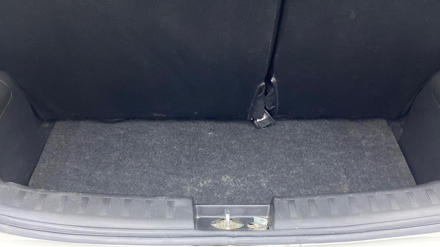2017 Maruti Swift VXI, Petrol, Manual, 53,911 km, Boot Inside