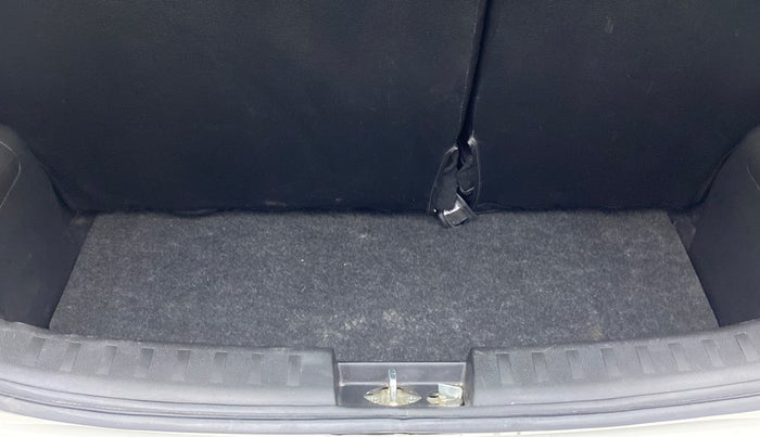 2017 Maruti Swift VXI, Petrol, Manual, 53,911 km, Boot Inside