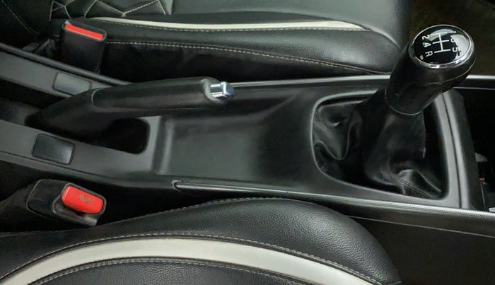 2018 Maruti Baleno ZETA PETROL 1.2, Petrol, Manual, 79,325 km, Gear Lever
