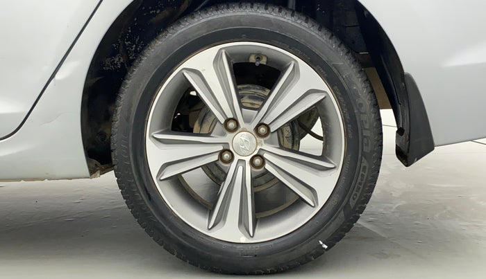 2019 Hyundai Verna 1.6 CRDI SX, Diesel, Manual, 39,796 km, Left Rear Wheel
