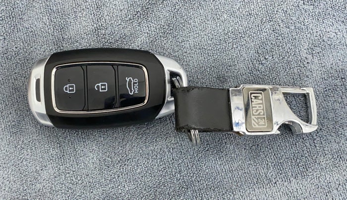 2019 Hyundai Verna 1.6 CRDI SX, Diesel, Manual, 39,796 km, Key Close Up