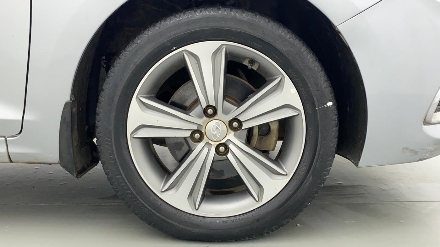 2019 Hyundai Verna 1.6 CRDI SX, Diesel, Manual, 39,796 km, Right Front Wheel