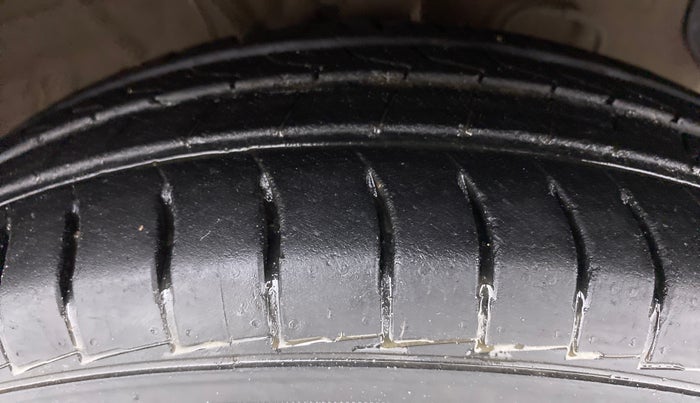 2019 Hyundai NEW SANTRO 1.1 MAGNA MT, Petrol, Manual, 19,294 km, Right Front Tyre Tread