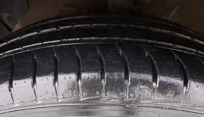 2019 Hyundai NEW SANTRO 1.1 MAGNA MT, Petrol, Manual, 19,294 km, Left Front Tyre Tread
