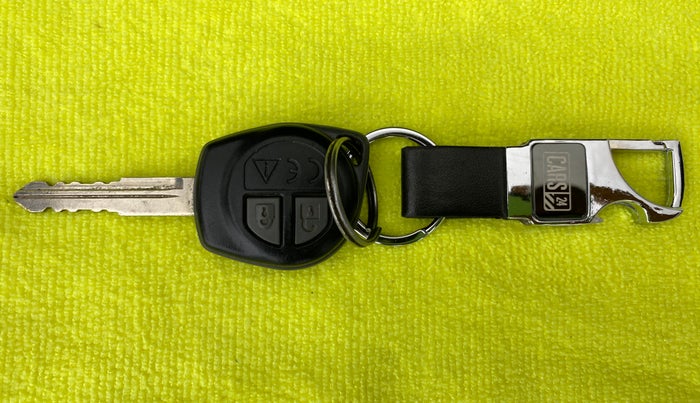 2019 Maruti Swift VXI AMT D, Petrol, Automatic, 14,430 km, Key Close Up