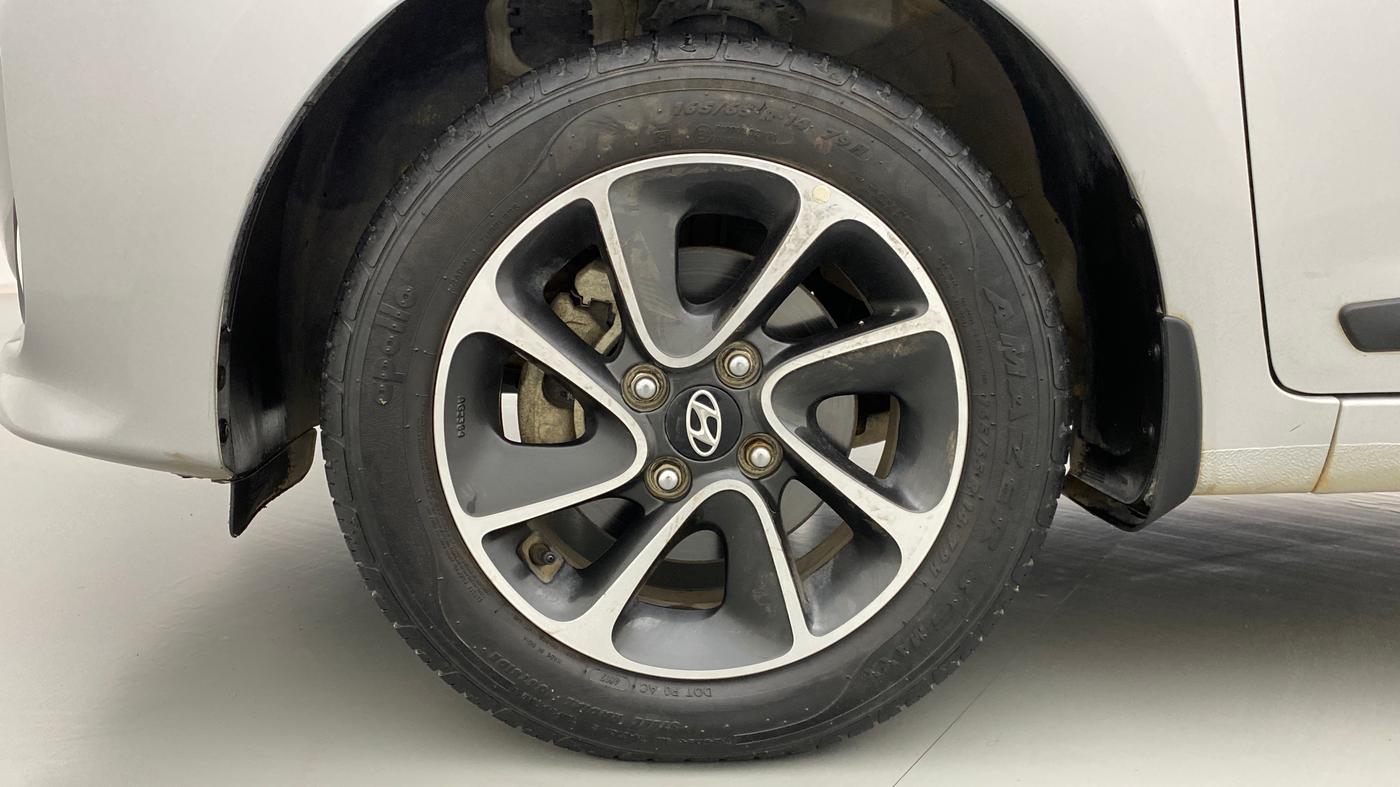 2017 Hyundai Grand i10 SPORTZ (O) 1.2 AT VTVT, Petrol, Automatic, 19,358 km, Left Front Wheel