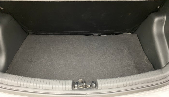 2017 Hyundai Grand i10 SPORTZ (O) 1.2 AT VTVT, Petrol, Automatic, 19,358 km, Boot Inside