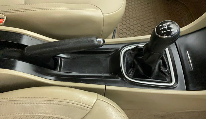 2017 Maruti Ciaz ALPHA 1.4 PETROL, Petrol, Manual, 93,015 km, Gear Lever