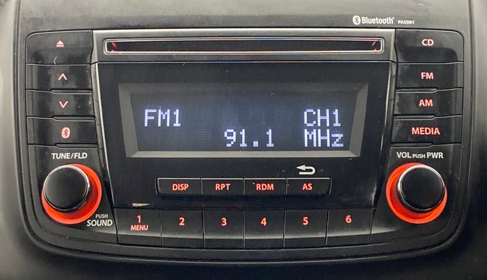 2019 Maruti Swift VXI AMT D, Petrol, Automatic, 17,576 km, Infotainment System