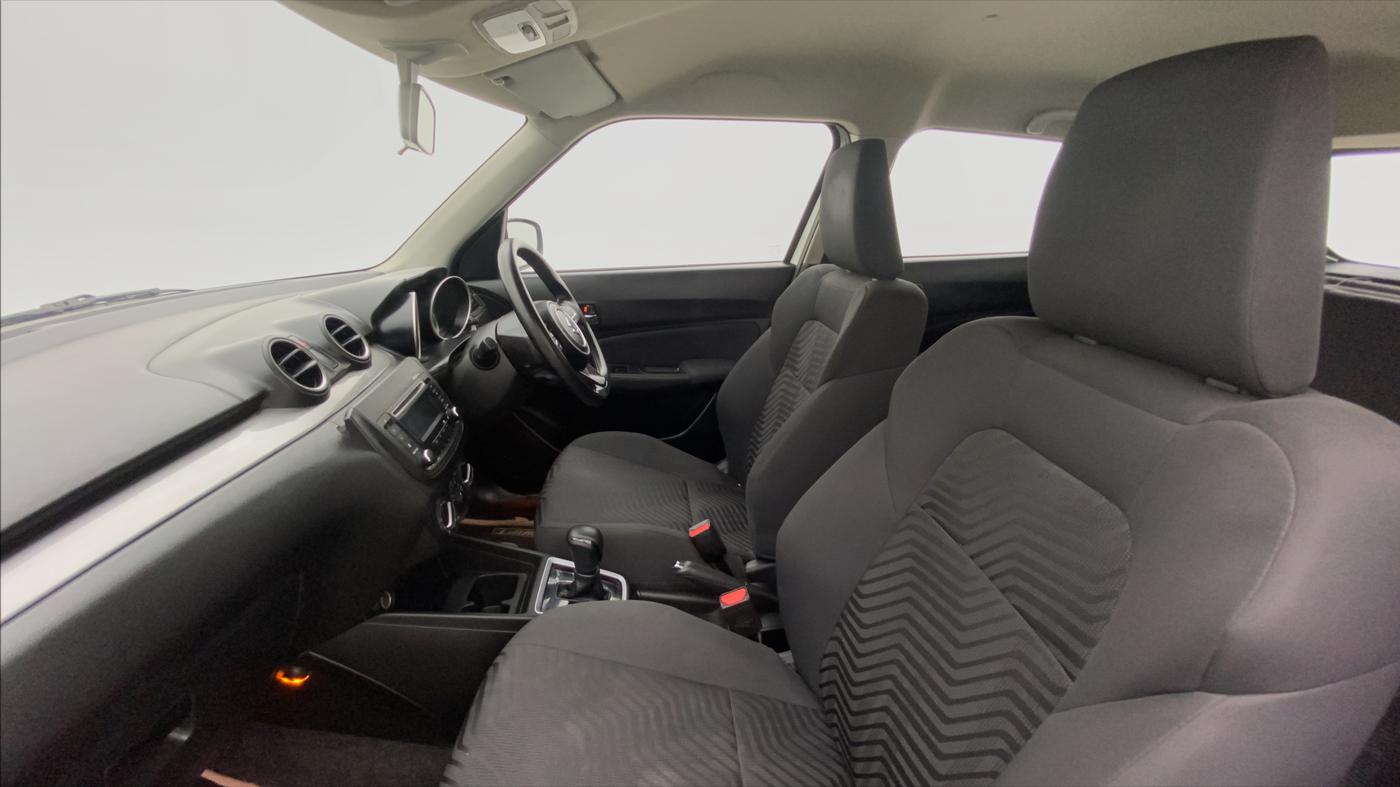 2019 Maruti Swift VXI AMT D, Petrol, Automatic, 17,576 km, Right Side Front Door Cabin