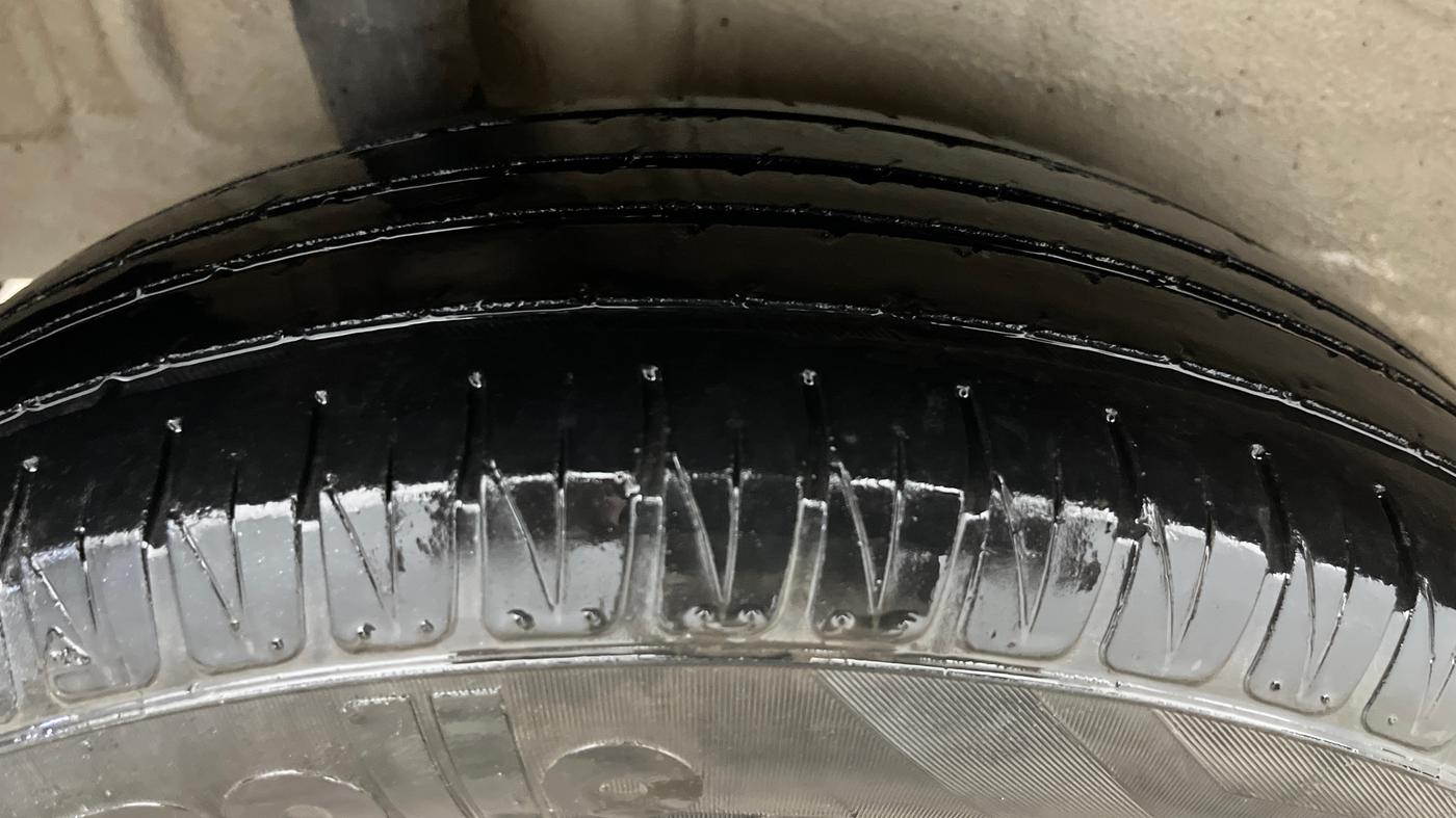 2019 Maruti IGNIS ZETA 1.2 AMT, Petrol, Automatic, 44,362 km, Right Rear Tyre Tread