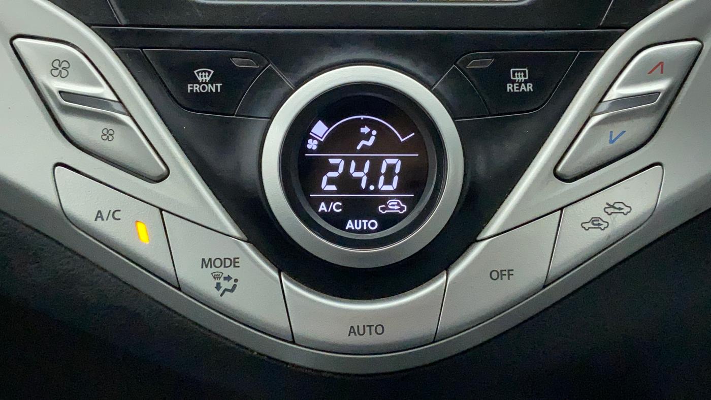 2017 Maruti Baleno DELTA PETROL 1.2, Petrol, Manual, 27,327 km, Automatic Climate Control