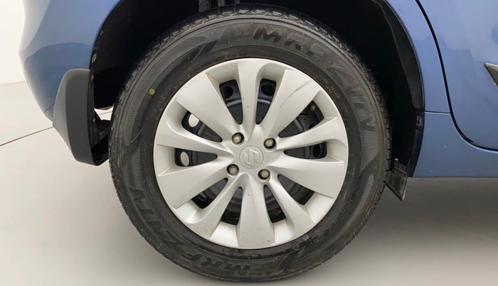 2017 Maruti Baleno DELTA PETROL 1.2, Petrol, Manual, 27,327 km, Right Rear Wheel