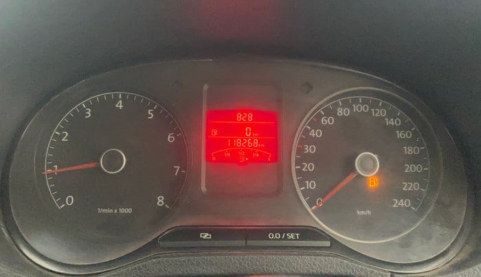 2014 Volkswagen Polo HIGHLINE1.2L, Petrol, Manual, 1,18,268 km, Odometer Image