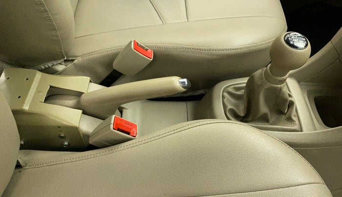 2014 Maruti Swift Dzire VXI, Petrol, Manual, 62,373 km, Gear Lever