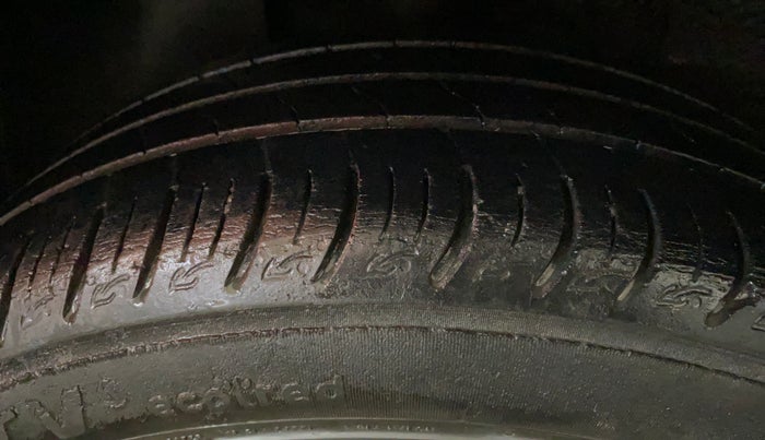 2020 Tata ALTROZ XT PETROL, Petrol, Manual, 87,123 km, Right Rear Tyre Tread
