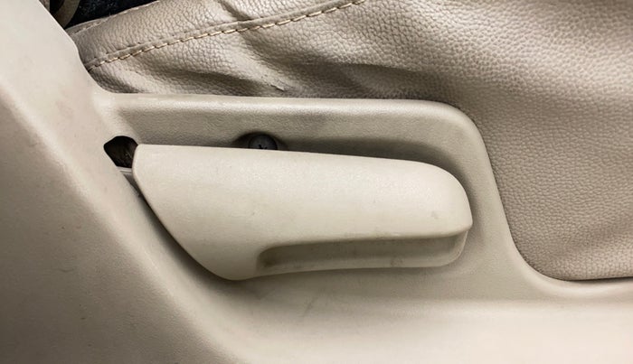 2014 Maruti Swift Dzire VXI, Petrol, Manual, 55,655 km, Driver Side Adjustment Panel