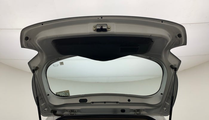2016 Hyundai Grand i10 MAGNA 1.2 KAPPA VTVT, CNG, Manual, 82,993 km, Boot Door Open