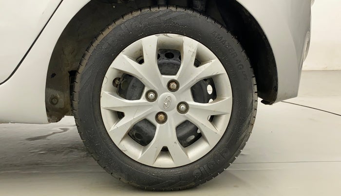 2016 Hyundai Grand i10 MAGNA 1.2 KAPPA VTVT, CNG, Manual, 82,993 km, Left Rear Wheel