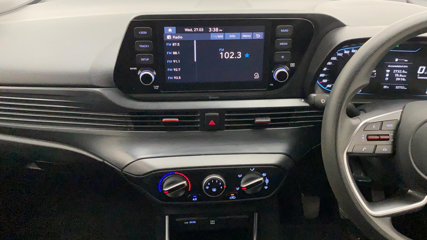 2021 Hyundai NEW I20 SPORTZ 1.2 MT DUAL TONE, Petrol, Manual, 32,732 km, Air Conditioner