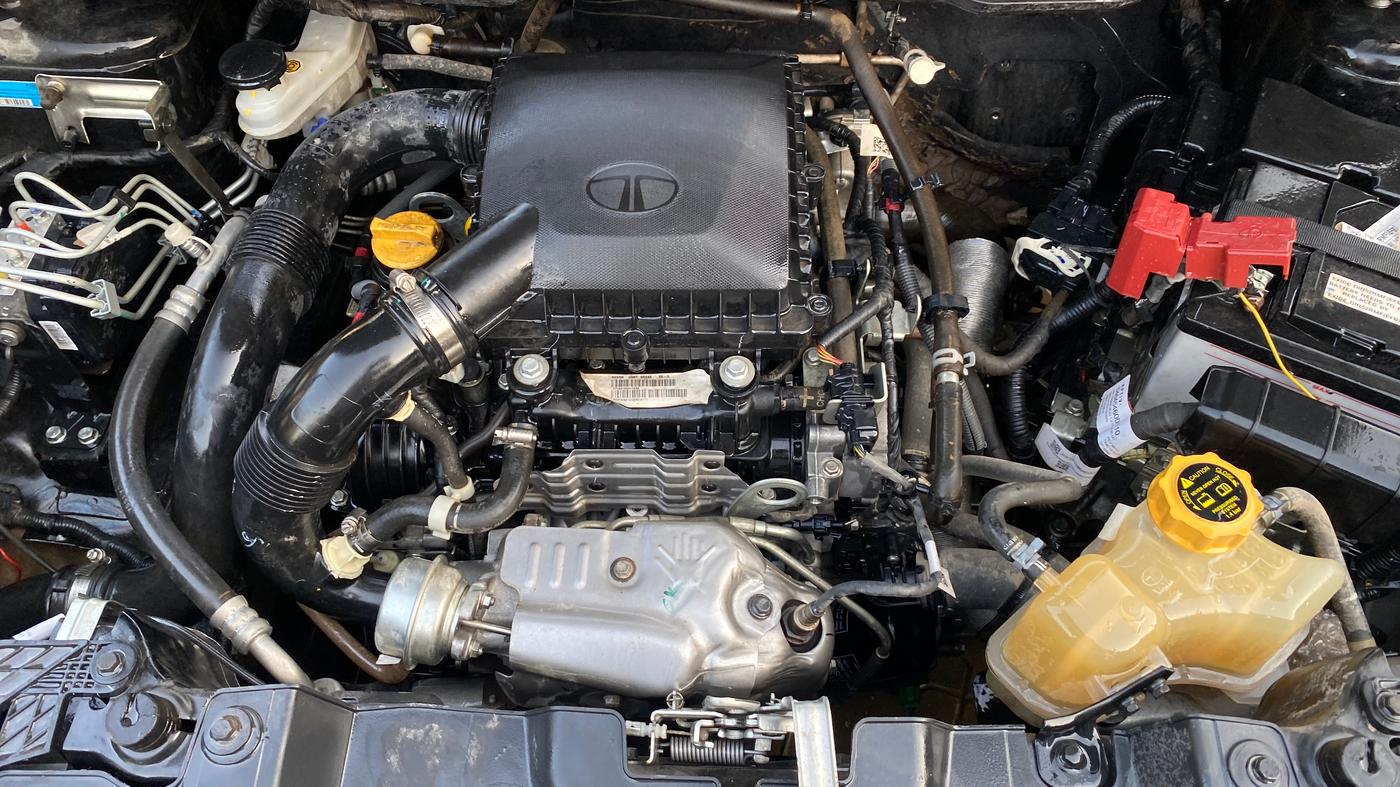 2024 Tata NEXON Creative Plus S 1.2 Revotron 6MT Dark Edition, Petrol, Manual, 19,649 km, Engine View