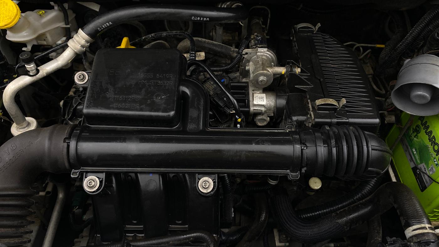 2023 Nissan MAGNITE XE, Petrol, Manual, 23,126 km, Engine View