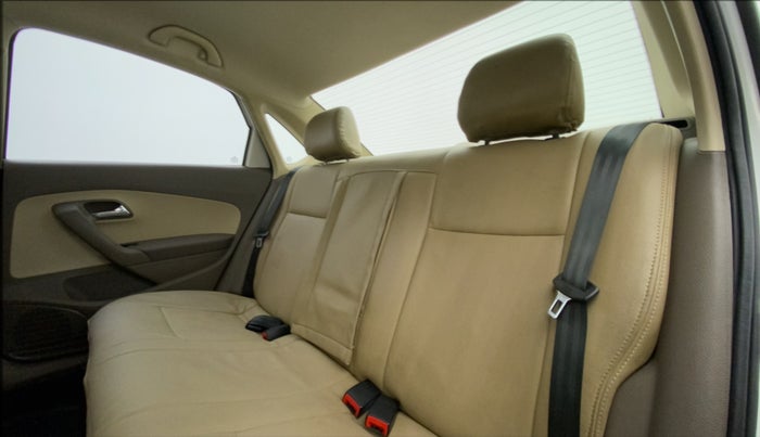 2014 Skoda Rapid 1.5 TDI CR AMBITION PLUS, Diesel, Manual, 83,171 km, Right Side Rear Door Cabin