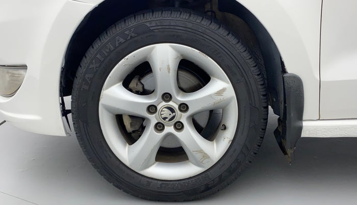 2014 Skoda Rapid 1.5 TDI CR AMBITION PLUS, Diesel, Manual, 83,171 km, Left Front Wheel