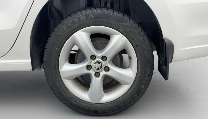 2014 Skoda Rapid 1.5 TDI CR AMBITION PLUS, Diesel, Manual, 83,171 km, Left Rear Wheel