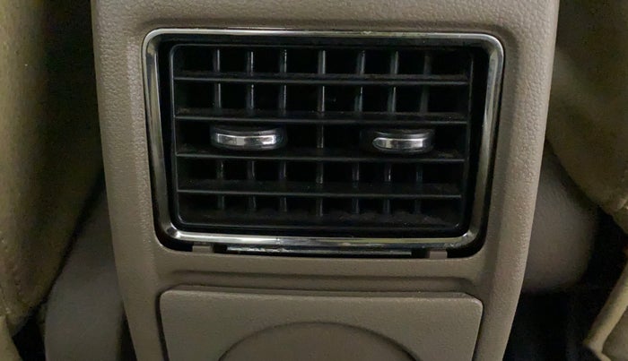 2014 Skoda Rapid 1.5 TDI CR AMBITION PLUS, Diesel, Manual, 83,171 km, Rear AC Vents