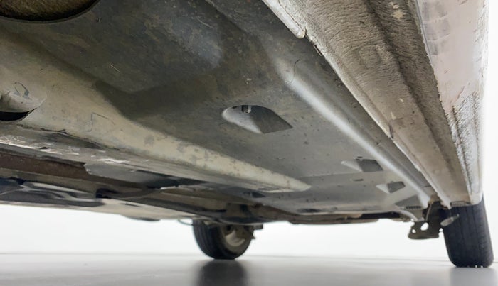 2014 Skoda Rapid 1.5 TDI CR AMBITION PLUS, Diesel, Manual, 83,171 km, Right Side Underbody