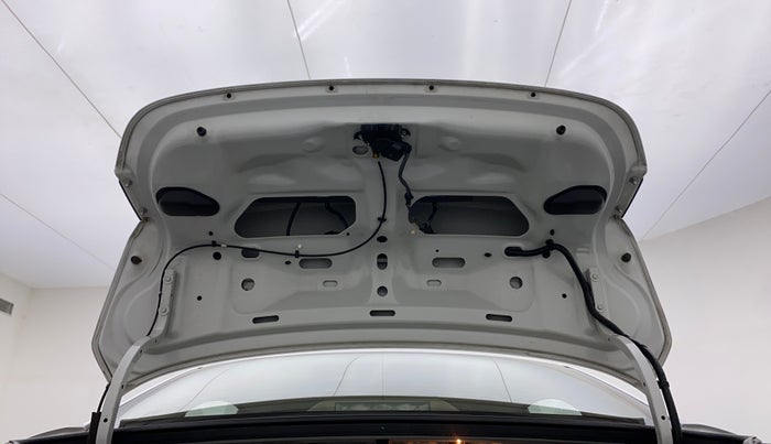 2016 Maruti Ciaz ZXI AT, Petrol, Automatic, 44,476 km, Boot Door Open