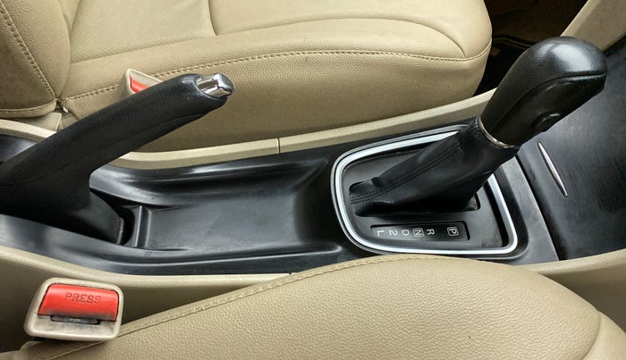 2016 Maruti Ciaz ZXI AT, Petrol, Automatic, 44,476 km, Gear Lever